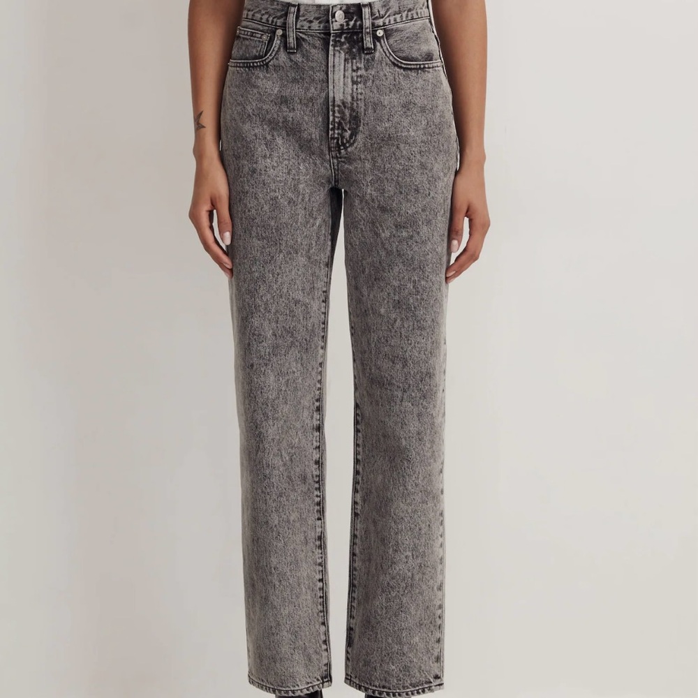 The Perfect Vintage Straight Jean in Acid Wash - Picture 12 of 13